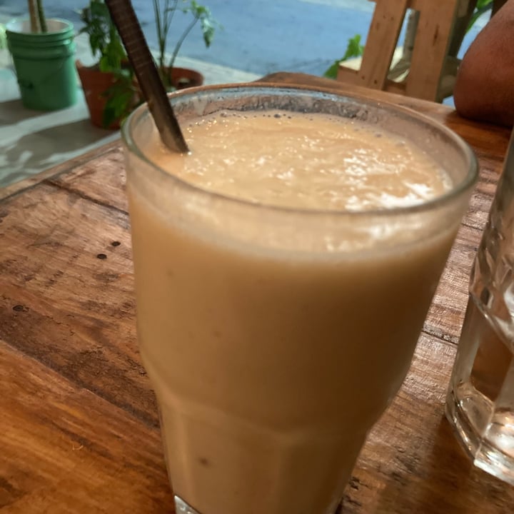 photo of Nutty Treesome Vegan Gourmet piña colada shared by @angelicale on  26 Jun 2022 - review