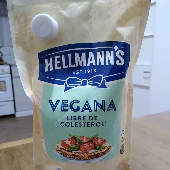 photo of Hellmann’s Hellman’s Vegan Mayonnaise shared by @madmadalice on  25 May 2020 - review