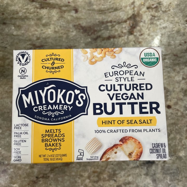 photo of Miyoko's Creamery European Style Cultured Vegan Butter Hint of Sea Salt shared by @alohakini1 on  03 Oct 2021 - review