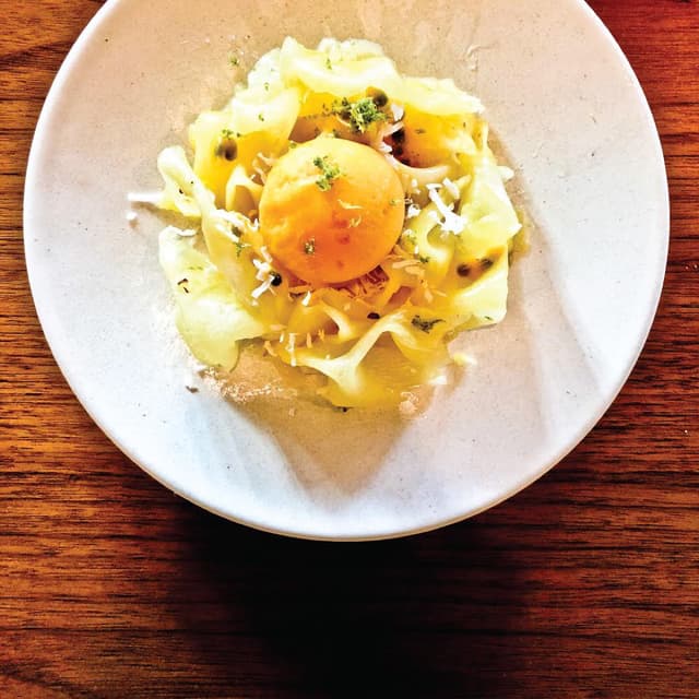 「Pineapple Carpaccio (Veganized)」の料理の写真