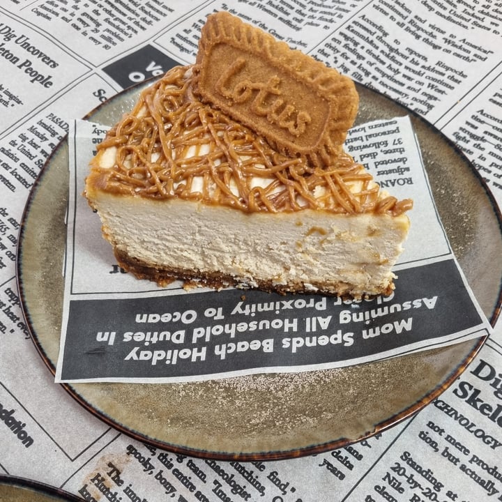photo of Vegan Streetfood Deli - Obs Biscoff Cheesecake shared by @veganburger on  28 Aug 2022 - review