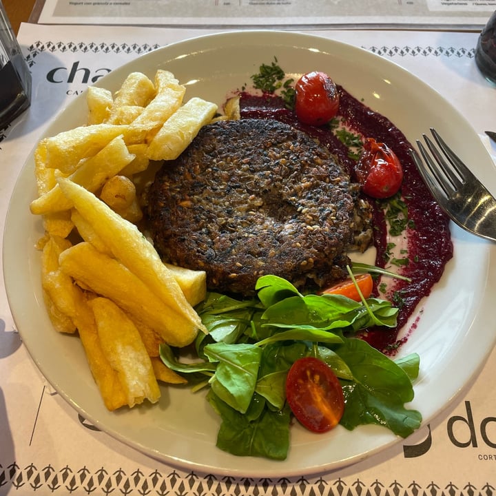 photo of Chaflán Café Restaurante Hamburguesa Vegana (sin pan) shared by @juliangsibecas on  23 Dec 2021 - review