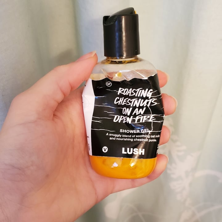 review photo of LUSH Fresh Handmade Cosmetics Roasting Chestnuts On An Open Fire Shower Gel shared by @hanbaba on 05 Dec 2021 - review
