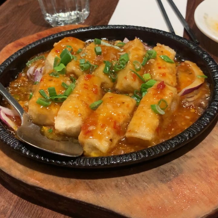 photo of Tofu Vegan Sizzling Deep-fried Tofu in a Fish Fragrant Sauce shared by @cieffe18 on  16 Apr 2022 - review