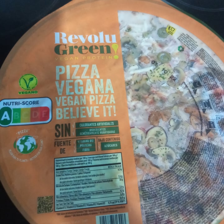 photo of Revolu Green Pizza Vegana shared by @encarnavegana on  09 Oct 2022 - review