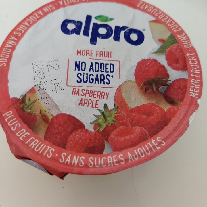 review photo of Alpro Alpro raspberry apple shared by @valentinamedici on 25 Mar 2022 - review