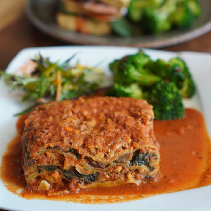 photo of WellSmoocht Lasagne shared by @jxvegjournal on  01 Aug 2020 - review