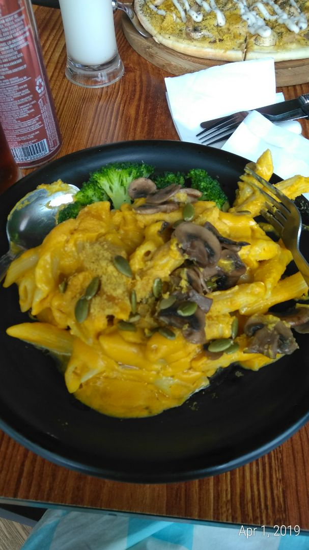 review photo of nomVnom Bistro Creamy Pumpkin pasta shared by @katdusk on 01 Apr 2019 - review