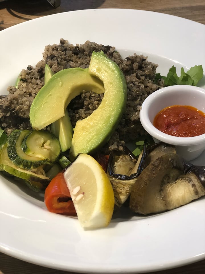 photo of Le Pain Quotidien Croissant Vegano de Palta y Tomate shared by @cdicic on  10 Aug 2019 - review