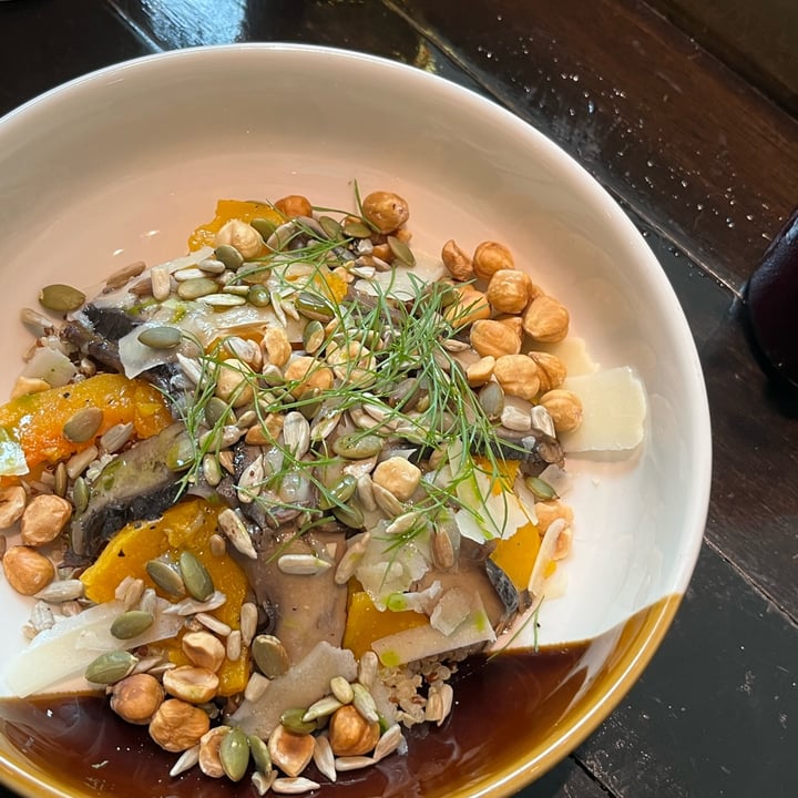 photo of Common Man Coffee Roasters Warm Ancient Grains Bowl (Veganized) shared by @vivienong on  22 Feb 2022 - review
