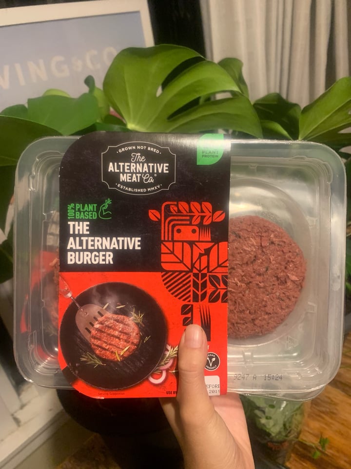 photo of The Alternative Meat Co The Alternative Burger shared by @malcantara on  02 Dec 2019 - review