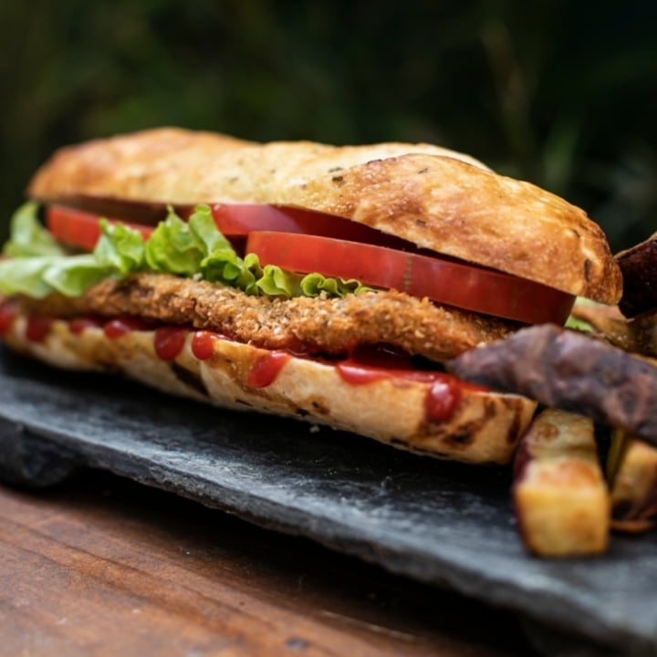 photo of SHIPIBO Bistro Amazonico Sanguche de milanesa de seitan con batatas shared by @adeflaiban on  22 Feb 2021 - review