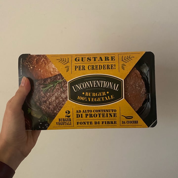 photo of Unconventional Burger Vegetale Classico - Classic Burger shared by @itsalljustinyourmind on  09 Jan 2022 - review