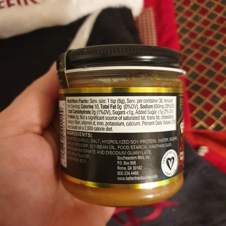 photo of Better Than Bouillon Roasted Garlic Base shared by @autumnleaves on  26 Dec 2021 - review
