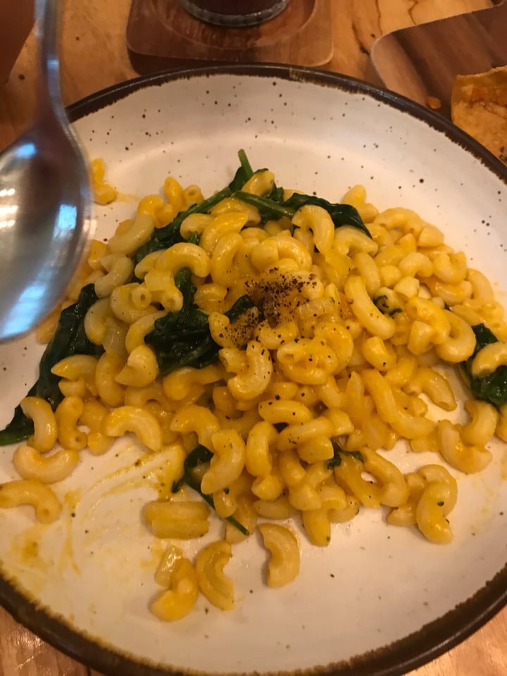 photo of Hua Hin Vegan Cafe & Wine Mac & Cheese with Spinach shared by @letusbeheroes on  19 Jul 2019 - review