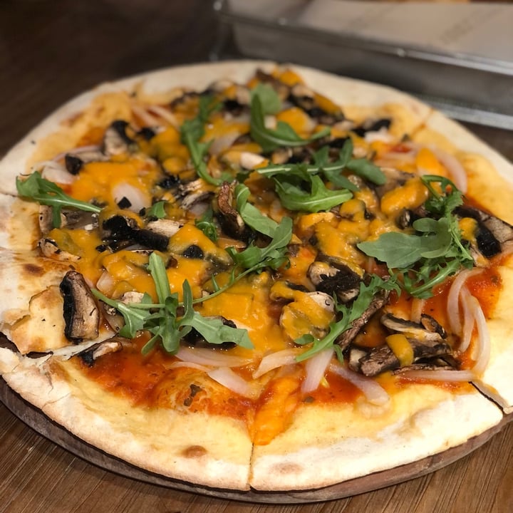 photo of Genius Central Singapore Mixed Mushroom Pizza (Veganized) shared by @plantingggg on  12 Mar 2021 - review