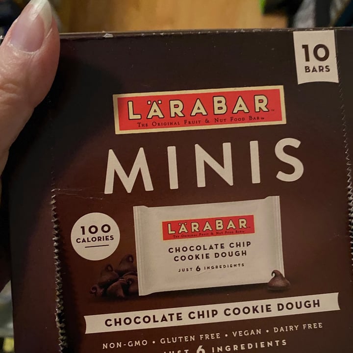 photo of Larabar Almond butter Chocolate Chip shared by @farmfamily66 on  31 Dec 2020 - review