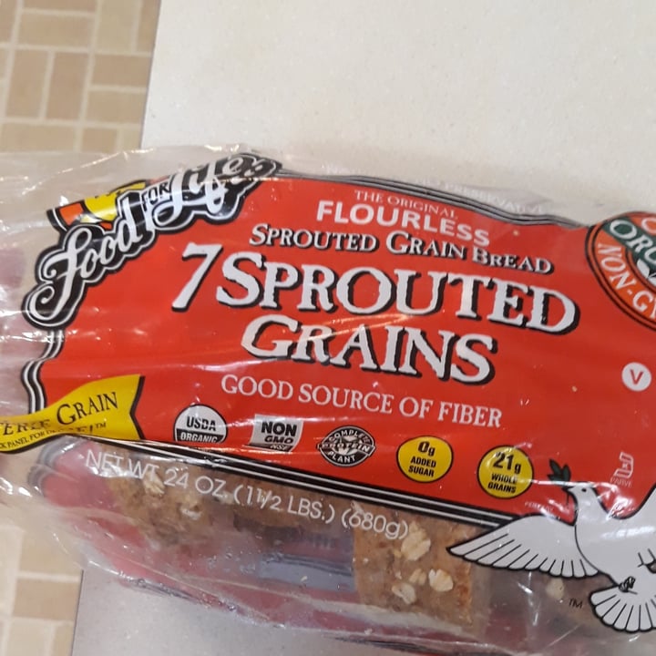 photo of Ezekiel Sprouted Grain Bread shared by @hannahamell on  03 Jul 2021 - review