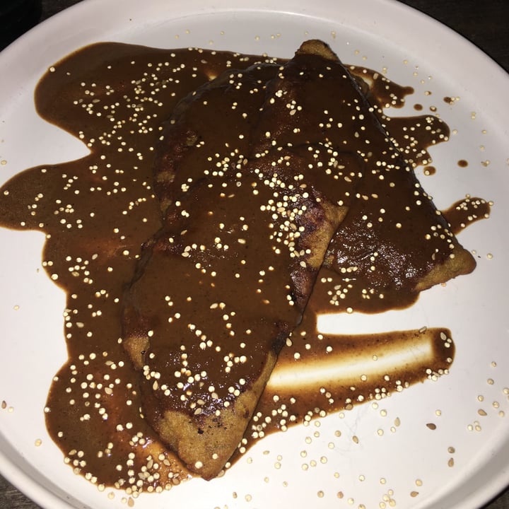 review photo of IKAL TULUM HOTEL Empanaditas De Plátano shared by @maxovel on 09 Nov 2020 - review