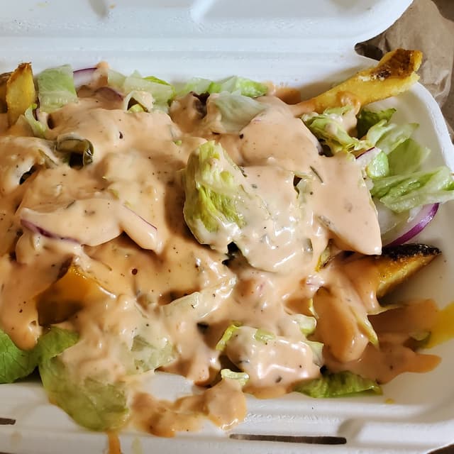 Photo of the dish “Comfort Cheeseburger Fries”