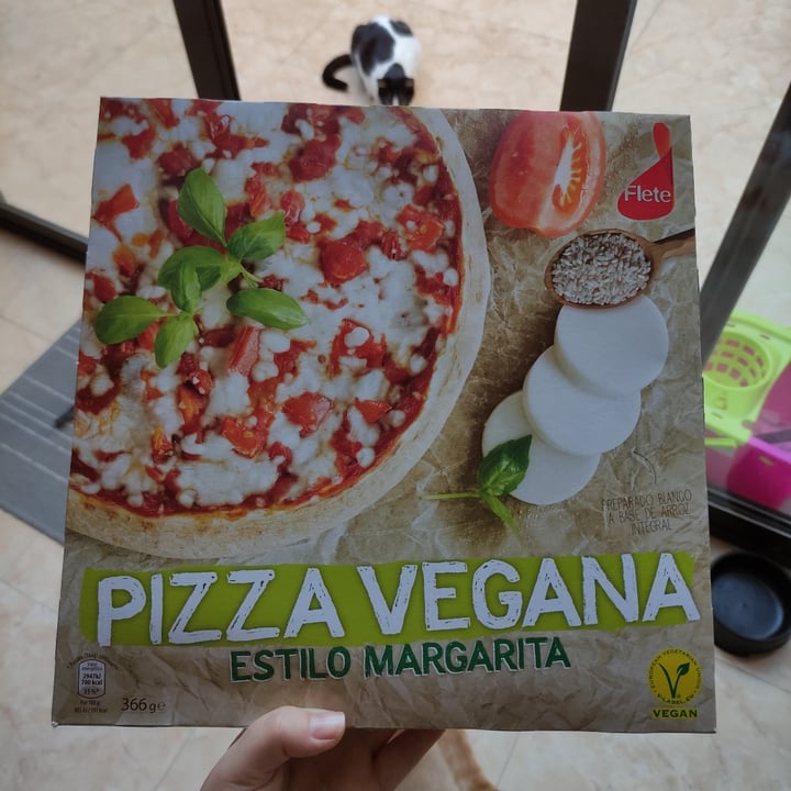 photo of Flete Pizza Vegana Estilo Margarita shared by @silviaml on  31 Oct 2020 - review