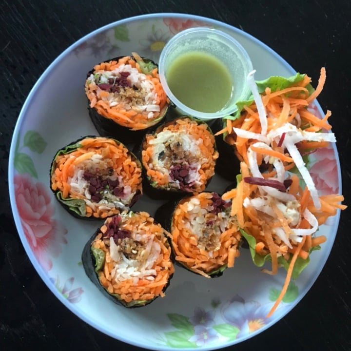 photo of Sunnychoice Veggie sushi shared by @piggy-egg on  06 Aug 2021 - review