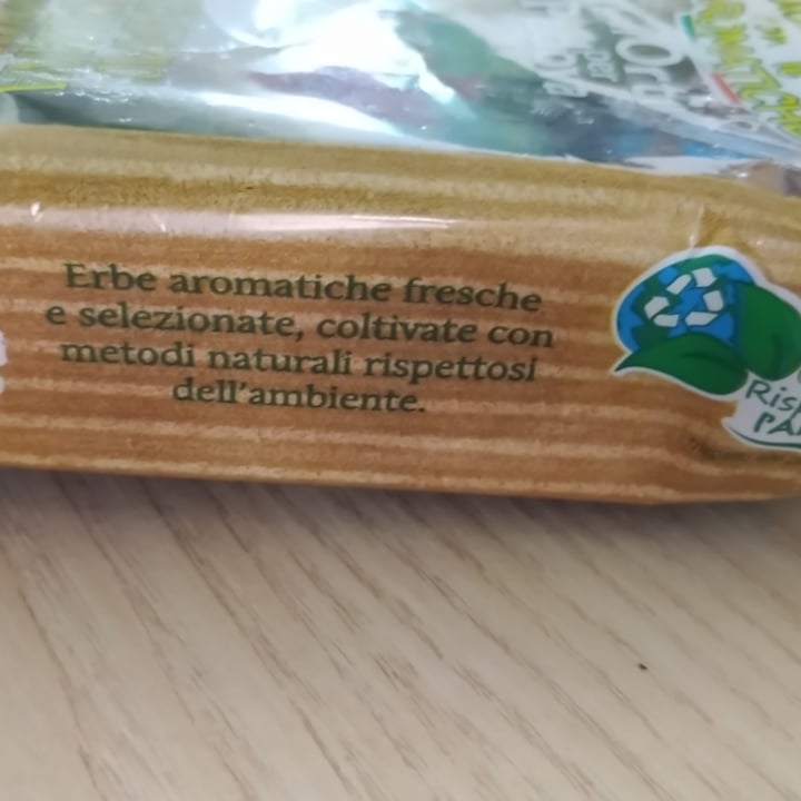 review photo of CuciniAMO con le aromatiche Erbe Aromatiche Fresche shared by @fradasacco on 09 Jun 2022 - review