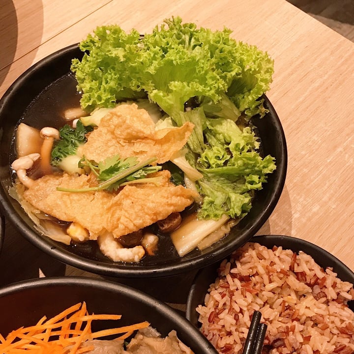 photo of Greendot Bedok Mall Herbal Soup Mushroom Bowl set for 1 shared by @earthlynlsy on  16 Mar 2019 - review