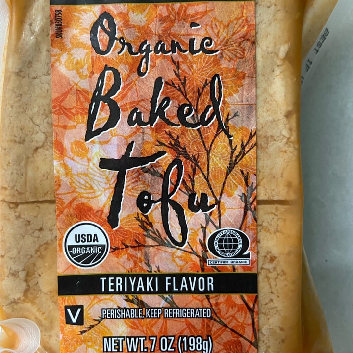 photo of Trader Joe's Organic Baked Tofu - Teriyaki shared by @anna-vegan2021 on  06 Apr 2022 - review