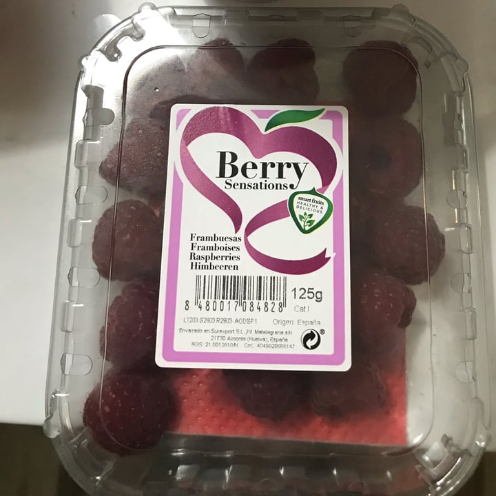 photo of Berry sensation Raspberries shared by @lauraspaanse on  30 Mar 2022 - review