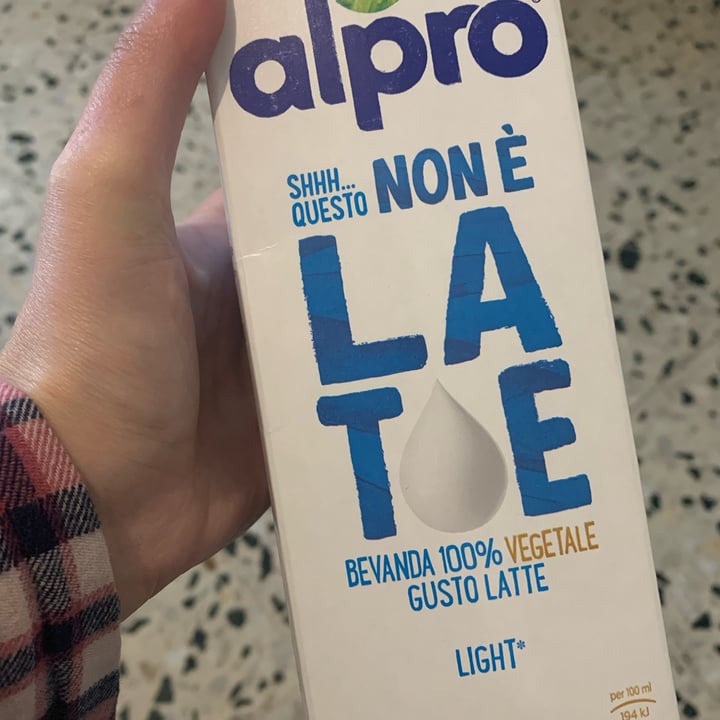 photo of Alpro Non è Latte Light shared by @ilaveg on  04 May 2022 - review