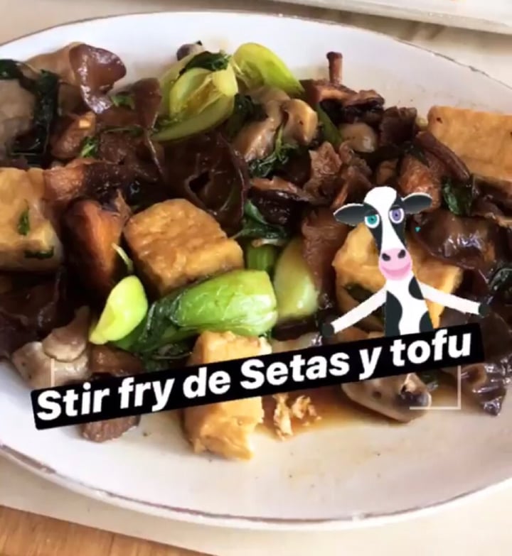 photo of WOK Zona T Styfry de setas y tofu shared by @helenafox333 on  27 Aug 2019 - review