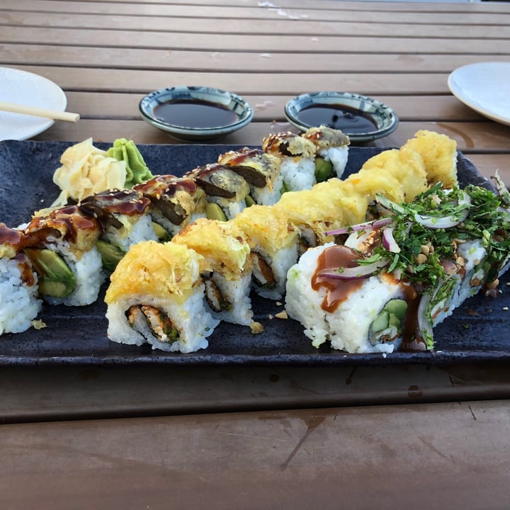 photo of Blue Sushi Sake Grill Shiitake To Me roll shared by @lovejoy! on  04 Sep 2020 - review