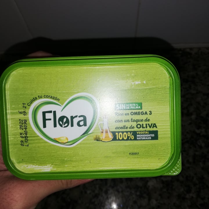 photo of Flora Flora Margarina Toque Aceite de Oliva shared by @jritchie on  31 Jan 2022 - review