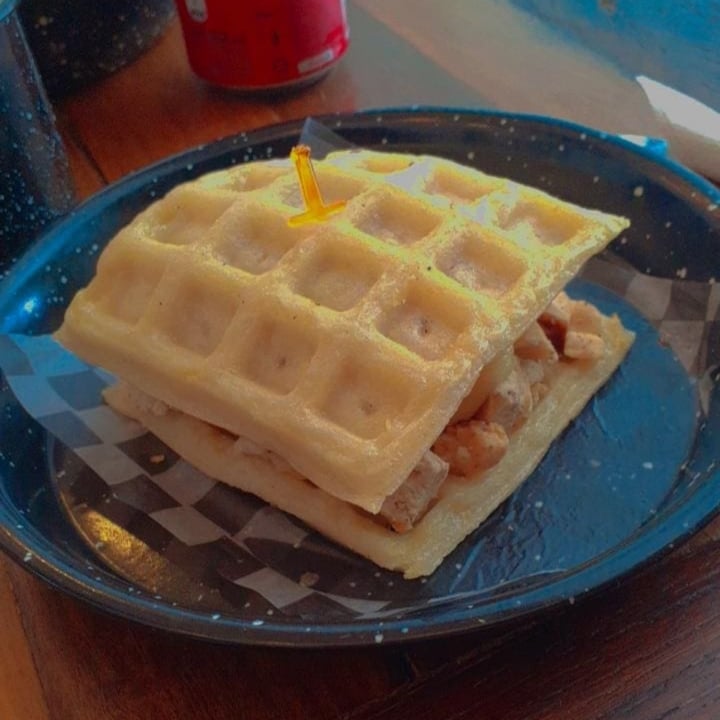 photo of Mönt take away Waffle De No Pollo shared by @candemagali on  23 Dec 2021 - review