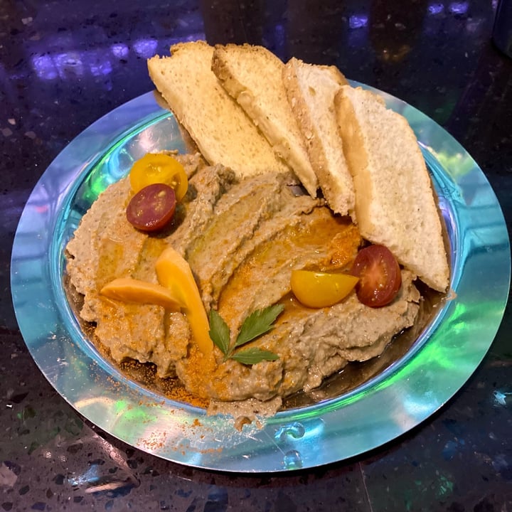 photo of Malasangre Vermubar Hummus De Berenjena Ahumada shared by @outofstep on  14 Oct 2021 - review