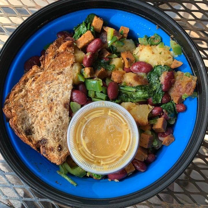 review photo of Donut Villa Diner DVD Vegan Scrambled Bowl shared by @devinestyler on 31 Jul 2021 - review