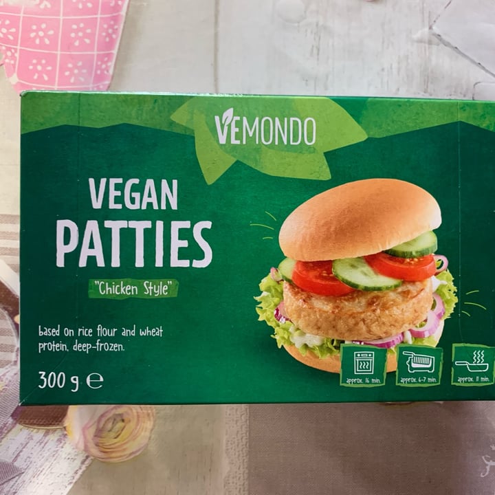 photo of Vemondo 2 Vegan Patties “Chicken Style” shared by @beatrietzschee on  15 Mar 2022 - review