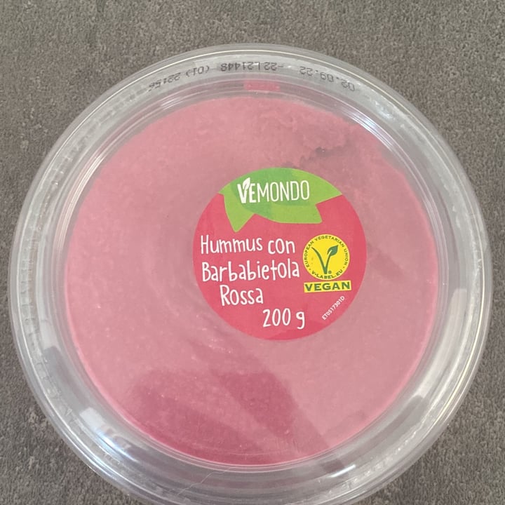 photo of Vemondo  Hummus Barbabietola shared by @microzuzzi on  22 Aug 2022 - review