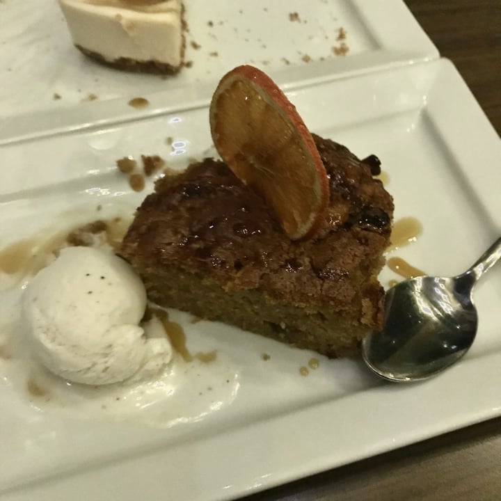 photo of Harmonium Carrot cake shared by @mollyjane on  15 Dec 2021 - review