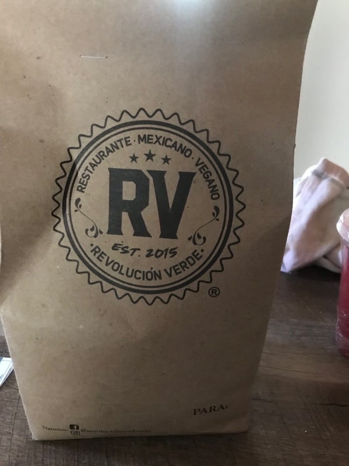 photo of Revolucion Verde Chickn Free Burger Fuego shared by @monitzin on  21 Apr 2020 - review