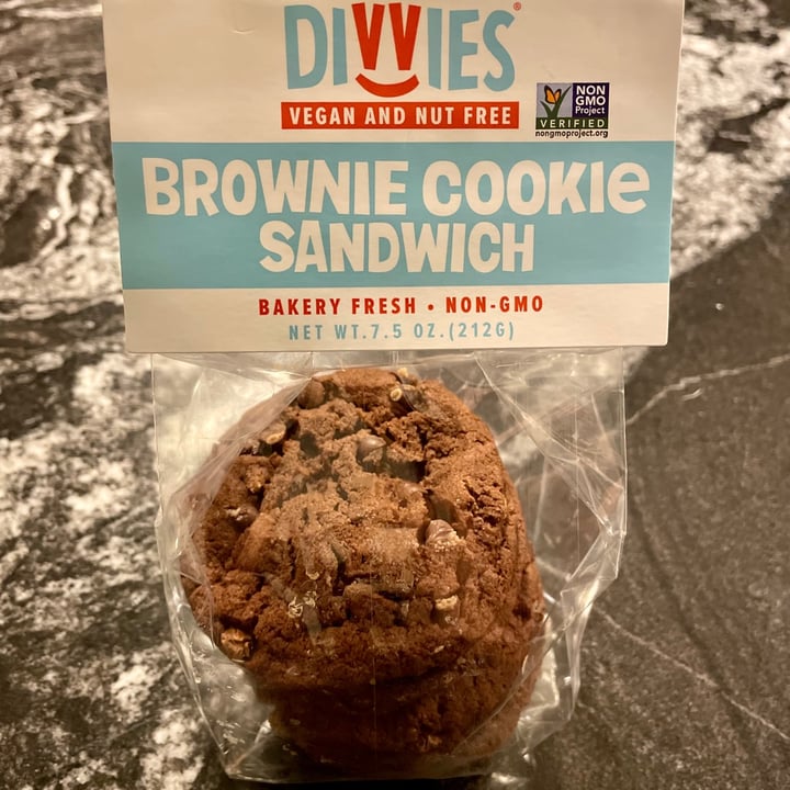 photo of Divvies Brownie Cookie Sandwiches shared by @cig on  22 Nov 2021 - review