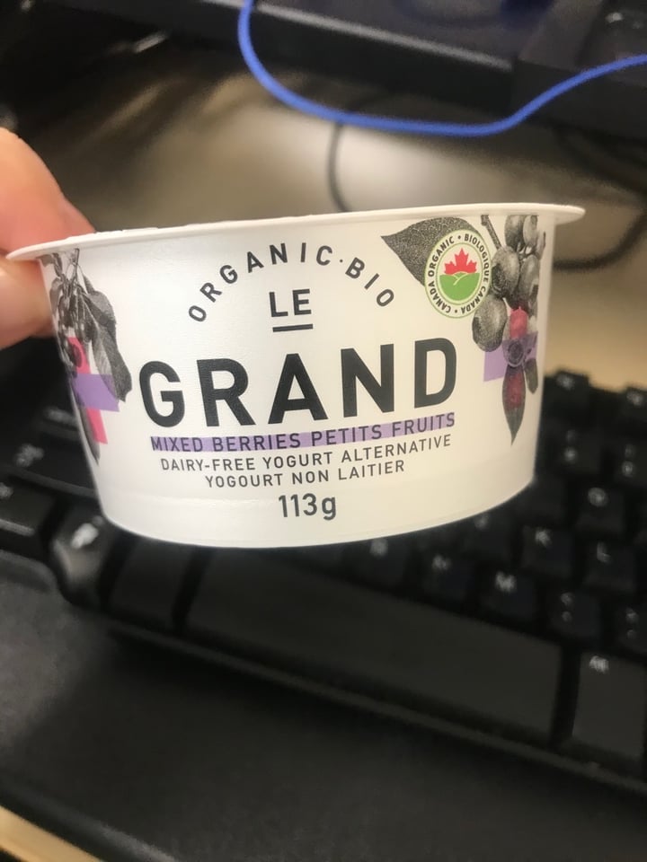 review photo of Le Grand Dairy Free Yogurt Mixed Berries shared by @lowwaste0plantbased on 24 Feb 2020 - review