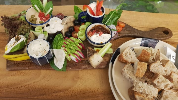 photo of Kashew Cheese Deli Big Cheese Plate shared by @transit-future on  01 Dec 2019 - review