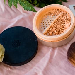 Lily Lolo Mineral Cosmetics