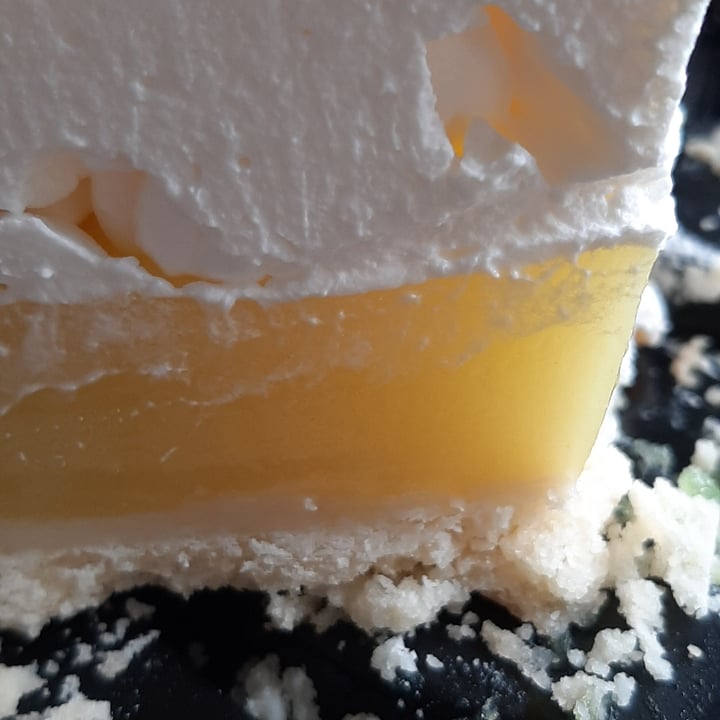 review photo of Veganius Lemon Pie shared by @theoriginalraccoon on 15 Dec 2021 - review