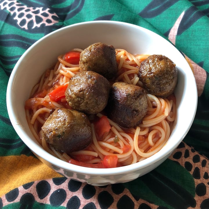 photo of BirdsEye Green Cuisine Meatballs shared by @esmehart on  24 Oct 2022 - review