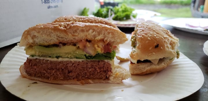 photo of Beyond Meat Beyond Burger Plant-Based Patties shared by @sargentmags1 on  06 Dec 2019 - review