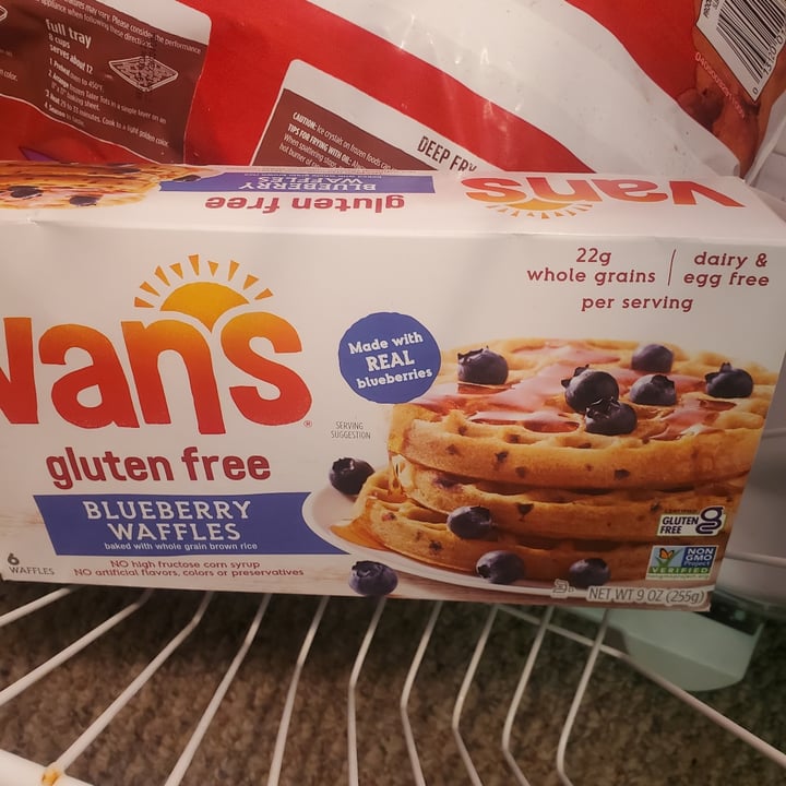photo of Van’s Foods Gluten Free Blueberry Waffles shared by @justdropthetots on  01 Jun 2022 - review