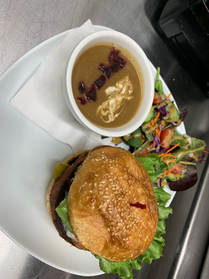review photo of Plantitude The Plantitude Buger shared by @beaumontm33 on 18 May 2019 - review